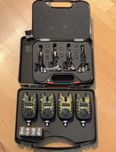 Set Baracuda 4 swingere cu iluminare si 4 avertizori TLI21cu valigeta