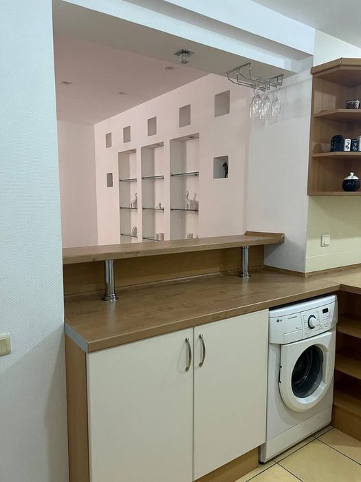 Аренда квартиры в самом центре на Ц-1 Бибигон 4/2/4 евро