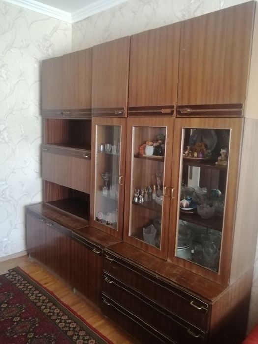 Гарнитур для гостиной и спальни