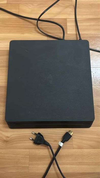 Sony PlayStation 4
