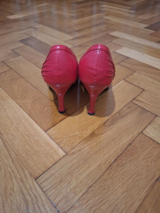 Pantofi mărimea 35 roșii