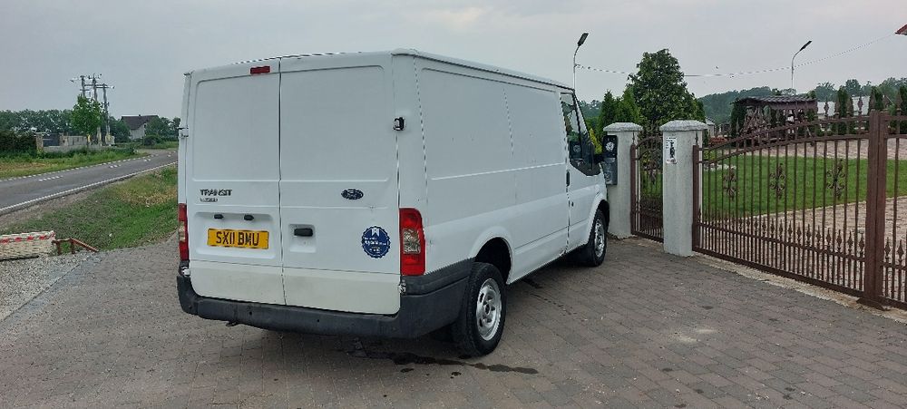 Ford Transit din 2012 motor 2.2 diesel Euro 5 Volan pe dreapta