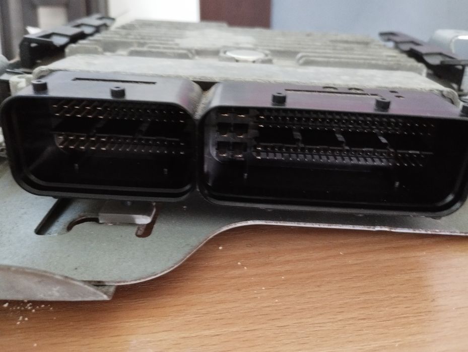 Calculator motor VW golf 6/golf6 plus 1.6 Tdi/ cutie automată DSG