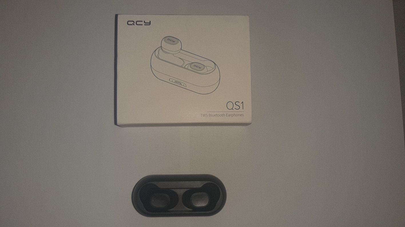 Bluetooth слушалки QCY-QS1
