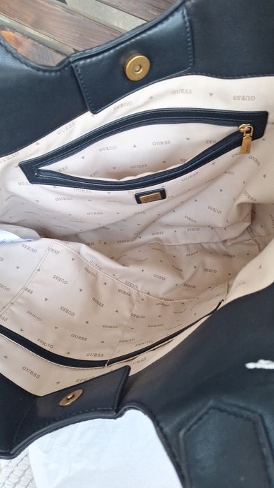 Geanta  guess  de  dama