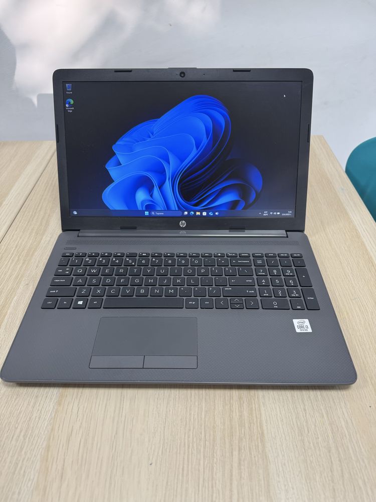 Лаптоп HP NoteBook 250 G7 – i3 10gen / 8GB / 256GB NVMe / Win 11 Pro