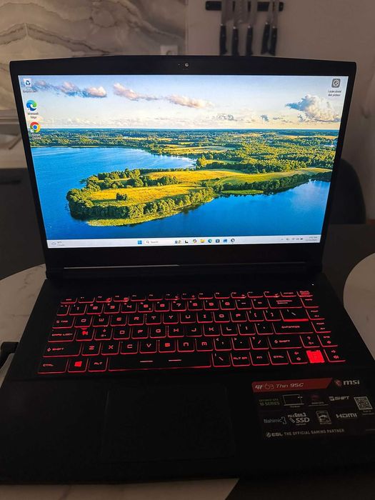 Laptop de gaming MSI GF63