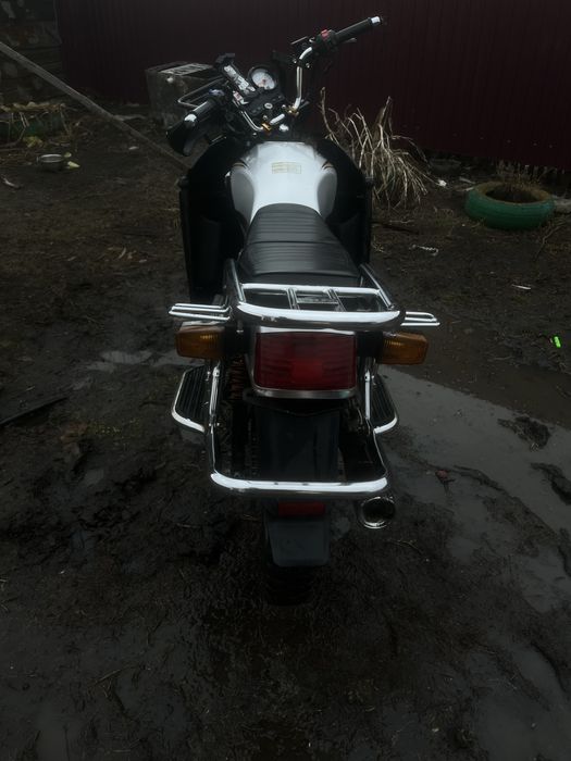 Продаю мотик 200 куб