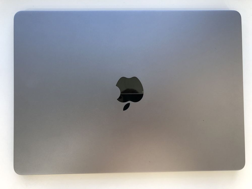 Macbook Air M2 2022