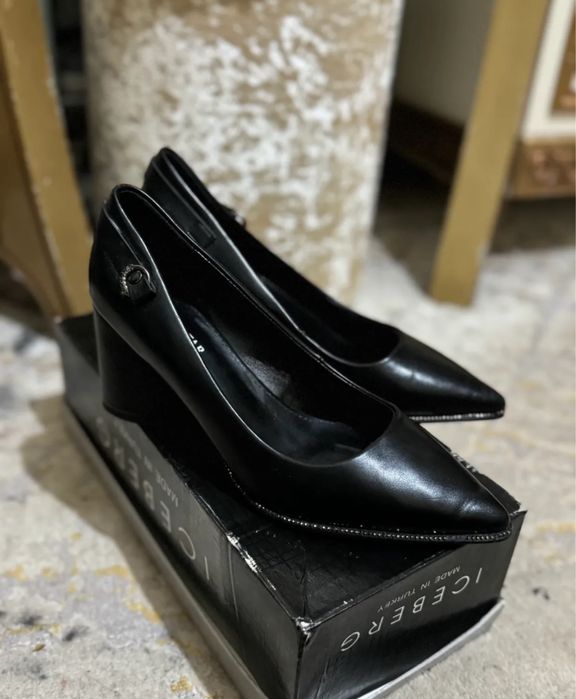 sister star tufli sotladi