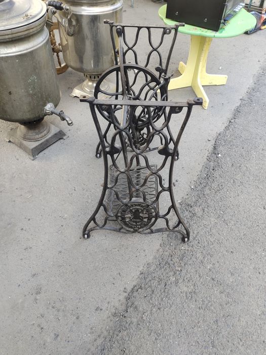 Подставка под швейной машинки Зингер