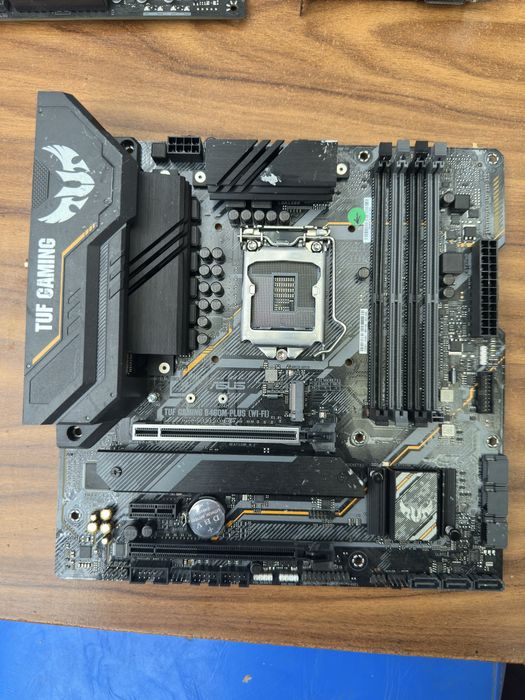 Placa de baza asus tuf gaming b460 wi fi
