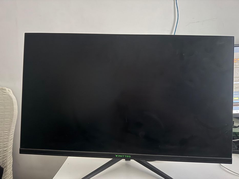 Монитор сатылады (ANTTEQ)