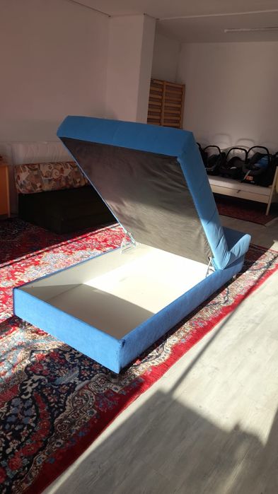 Vând canapea extensibilă import Germania