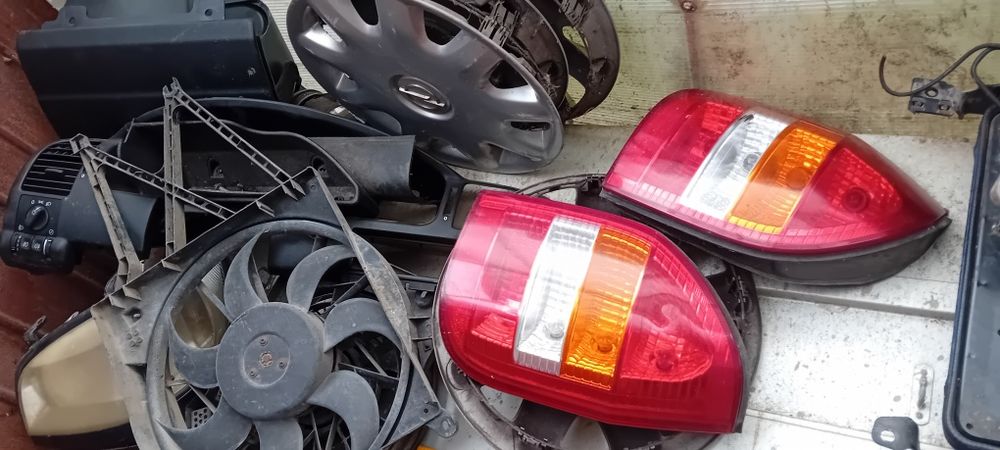 Vând motor opel asta  1.8 benzină