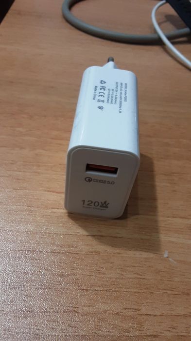 Încărcător rapid 120w