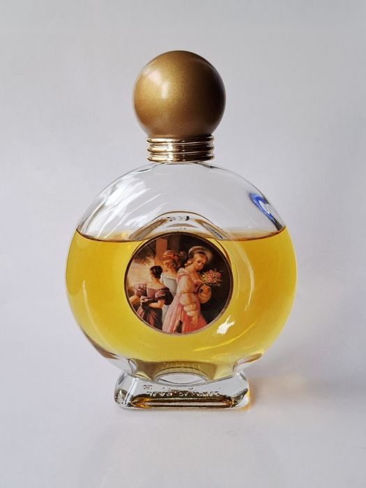 Продам женский аромат