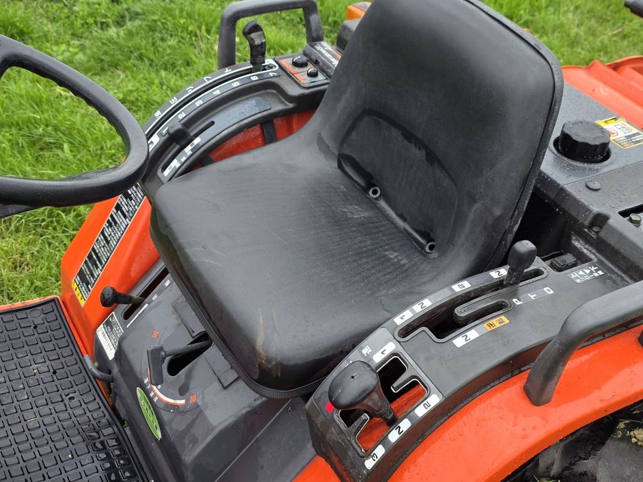 Tractor Tractoras Kubota Yanmar Mitsubishi 4x4, 18 CP