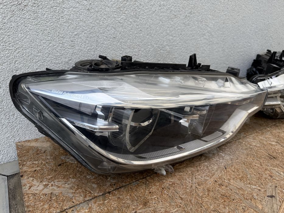 SET Far stanga dreapta BMW Seria3 F30 F31 LCI Facelift Full LED Adapti