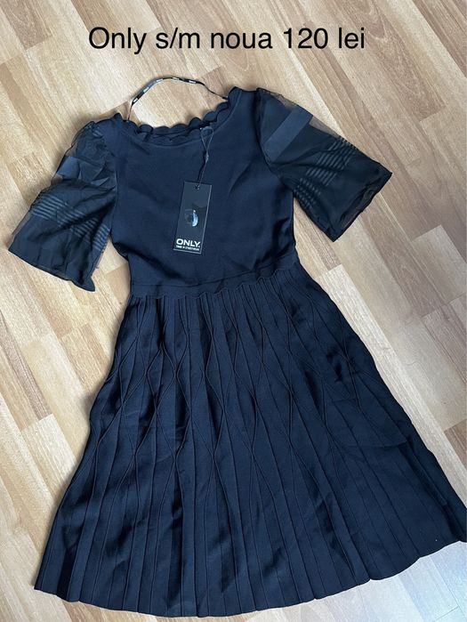 Rochita eleganta noua