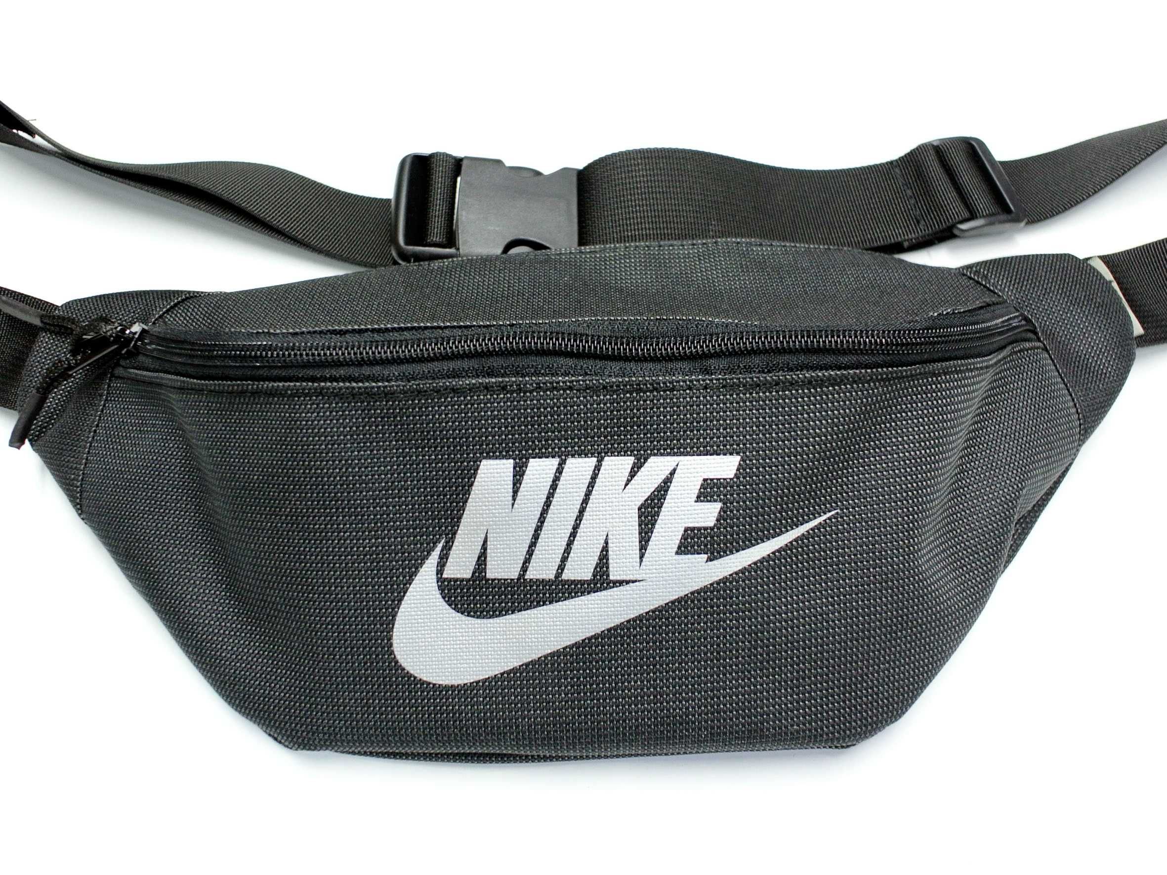Чанта NIKE оригинална h20