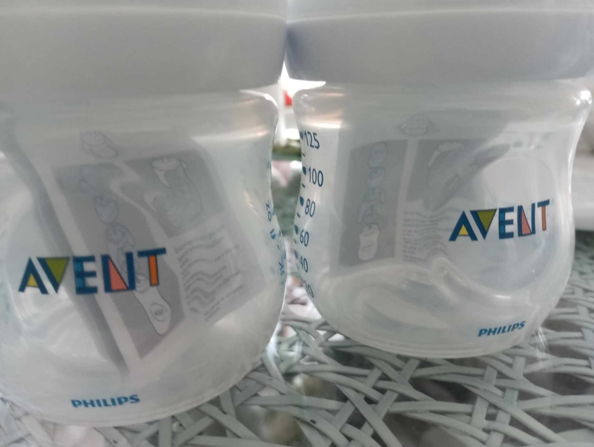 Vând 2 biberoane AVENT Philips noi.