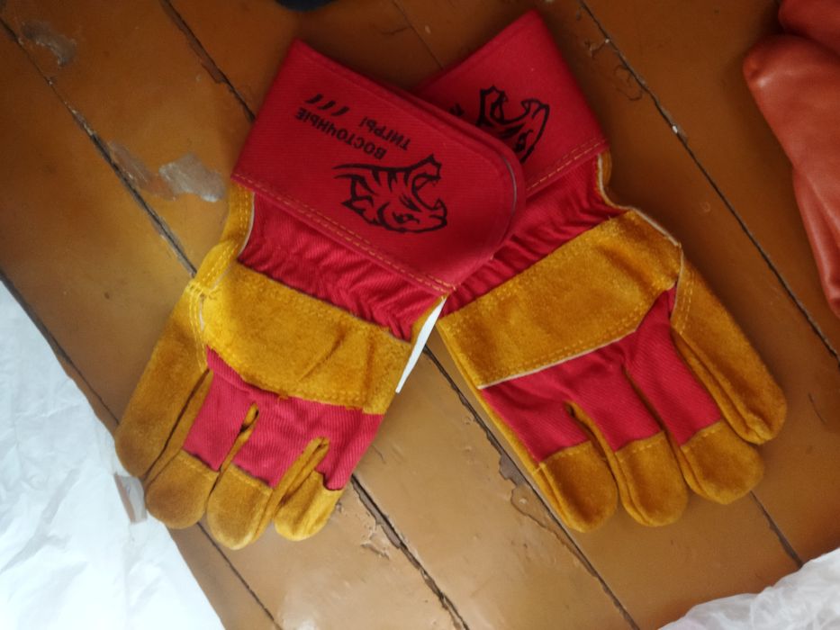 Продаю перчатки  отличного качества