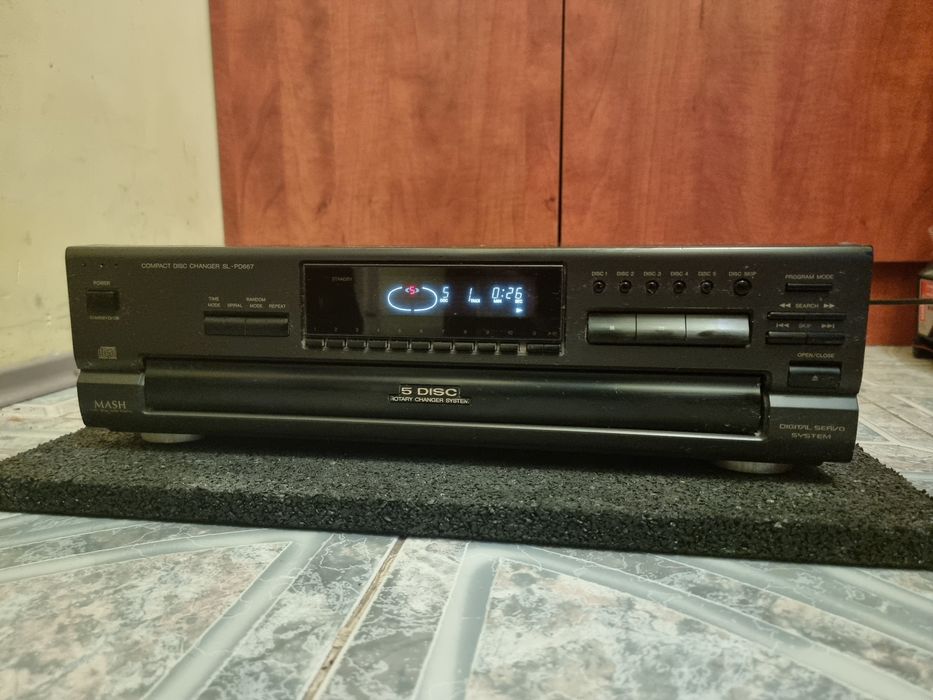 CD Player Sony Denon Technics Tuner