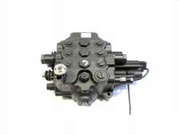 Distribuitor hidraulic BULDOEXCAVATOARE JCB 3CX 25/615500 25/974700