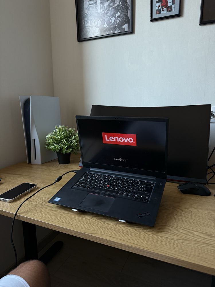 Lenovo ThinkPad X1 Extreme Gen 2 – i7 / 32GB RAM / Windows 11 Pro