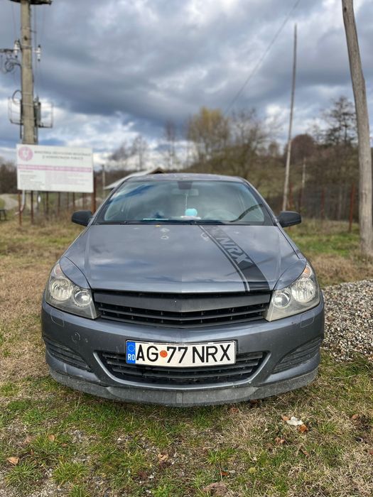 Vand OPEL Astra H GTC / Dau pentru naveta sau piese!