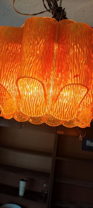 Ретро полилей от 80-те* Интересен дизайн* В свеж оранжев цвят