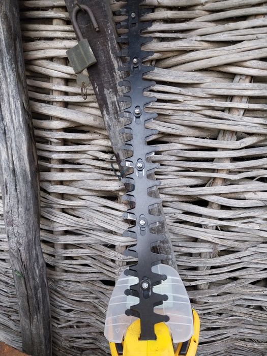 Електрически тример RTRMAX RTM925