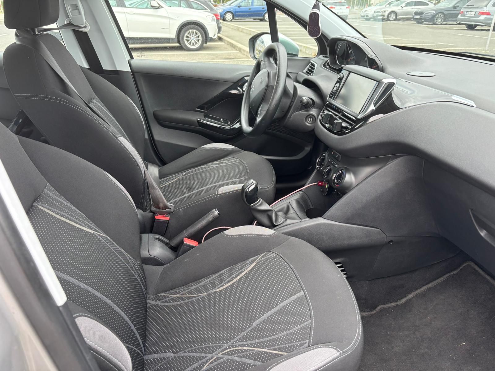Model-Active

Norma poluare-Euro 5-

Motorizare 1,2 Benzi