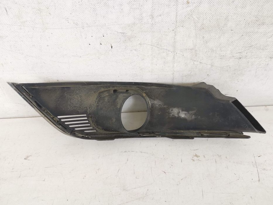 Решетка Фар Дясна Рено Меган 4 / Renault Megane 4 Оригинална В Добро С