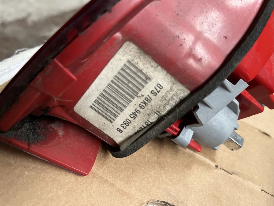 Stop led dreapta haion 8k9945094b audi a4 b8 break avant