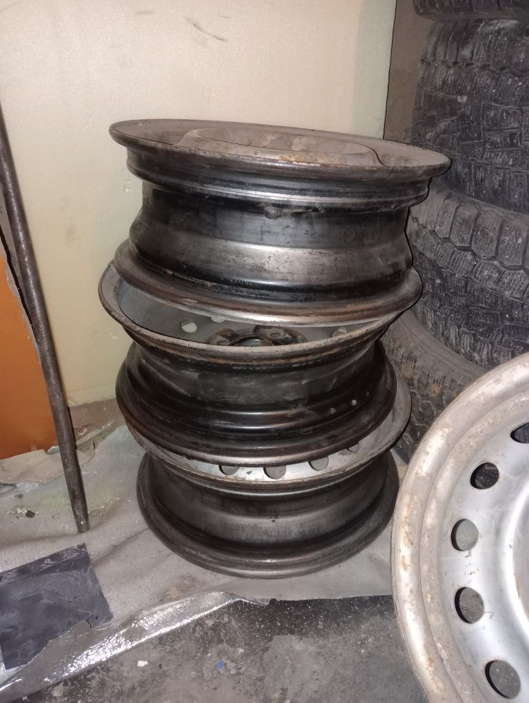 Срочно продам диски комплект 5 штук