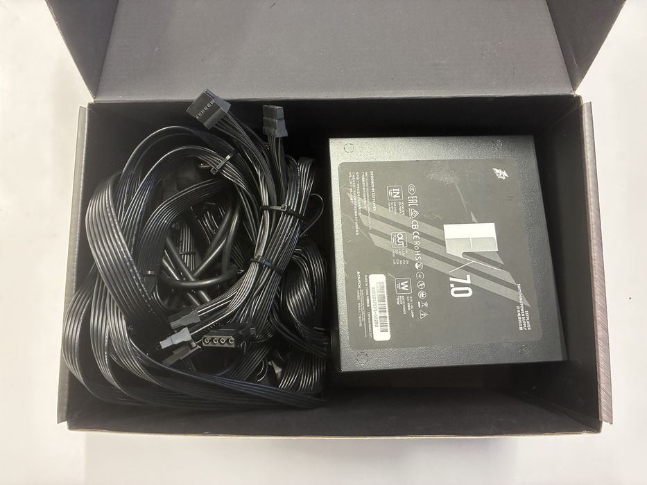 1st Player 700W - захранване (first player)