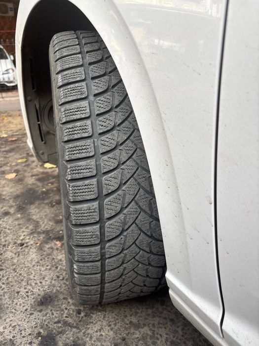 Диски с резиной Lassa competus winter 235/55/17 в хорошем состоянии.