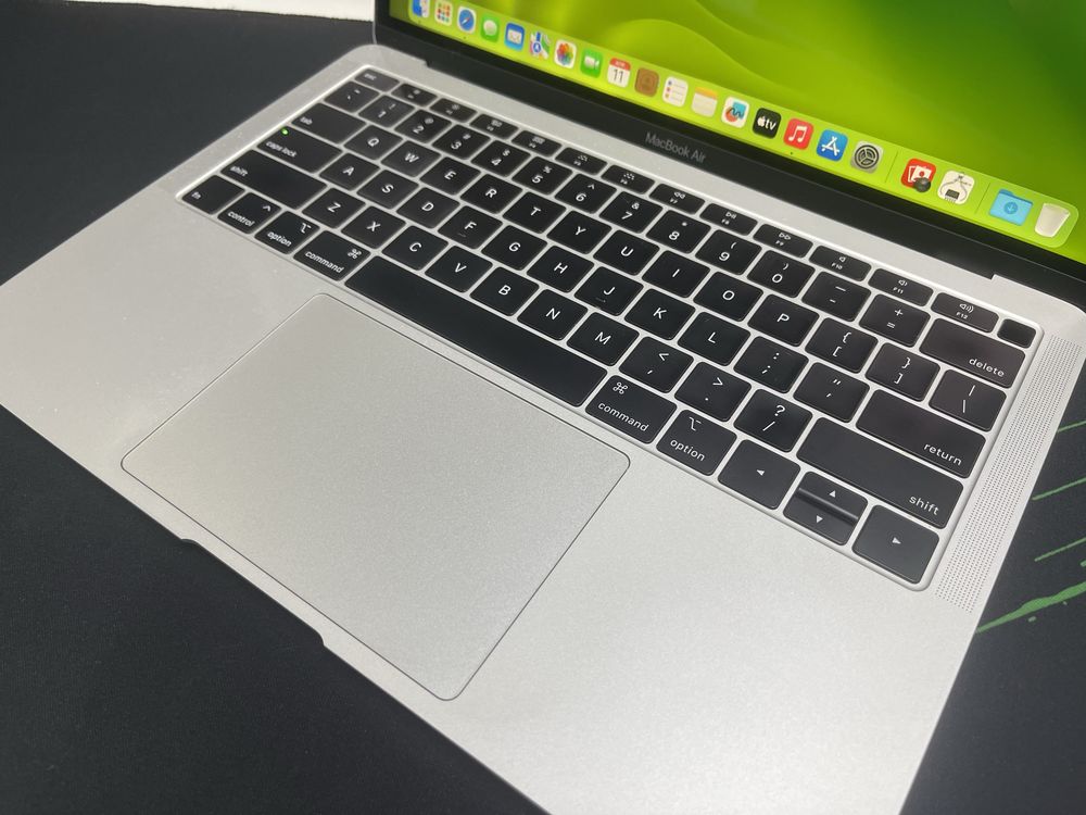 MacBook Air13 2019-Core i5/8GB/SSD128GB/Циклов286