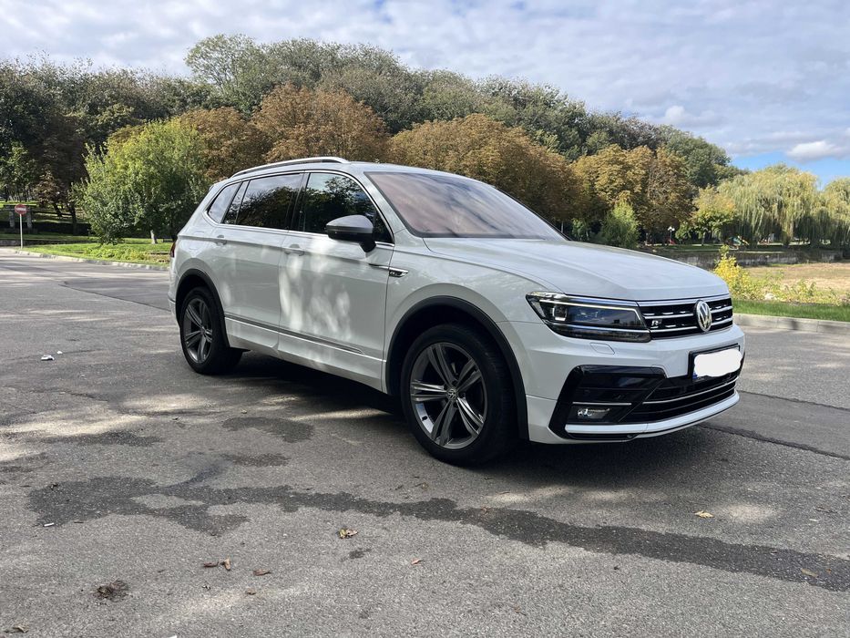 Volkswagen Tiguan Allspace 2xR-Line 2.0TDI 150CP DSG Virtual MatrixLED