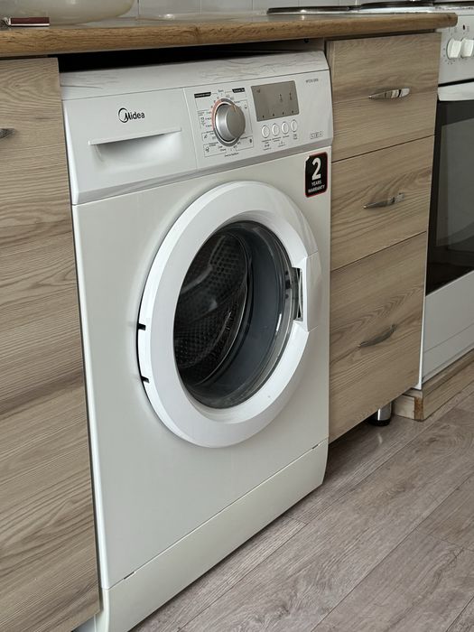 Машинка стиральная за 30тыс тг. Все работает в хорошем качестве
