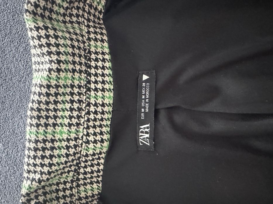 Рокля тип сако на Зара