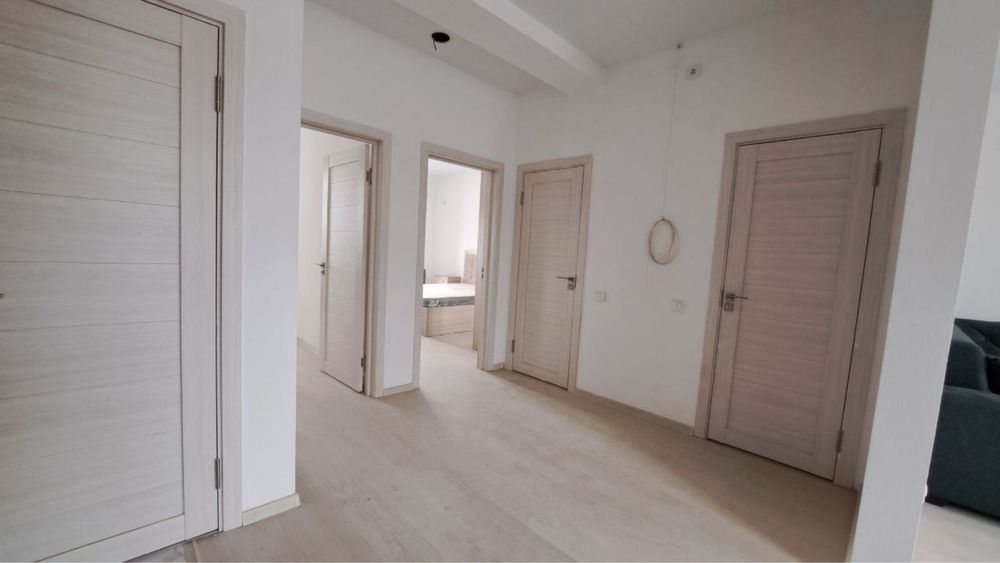 Срочно 3х комнатная ЖК Parkent Plaza не кто не жил с мебелью и технико