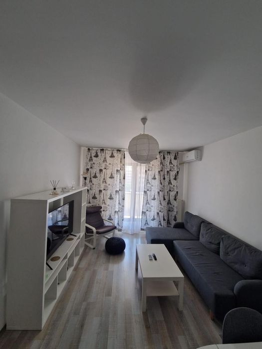 Inchriez apartament- proprietar