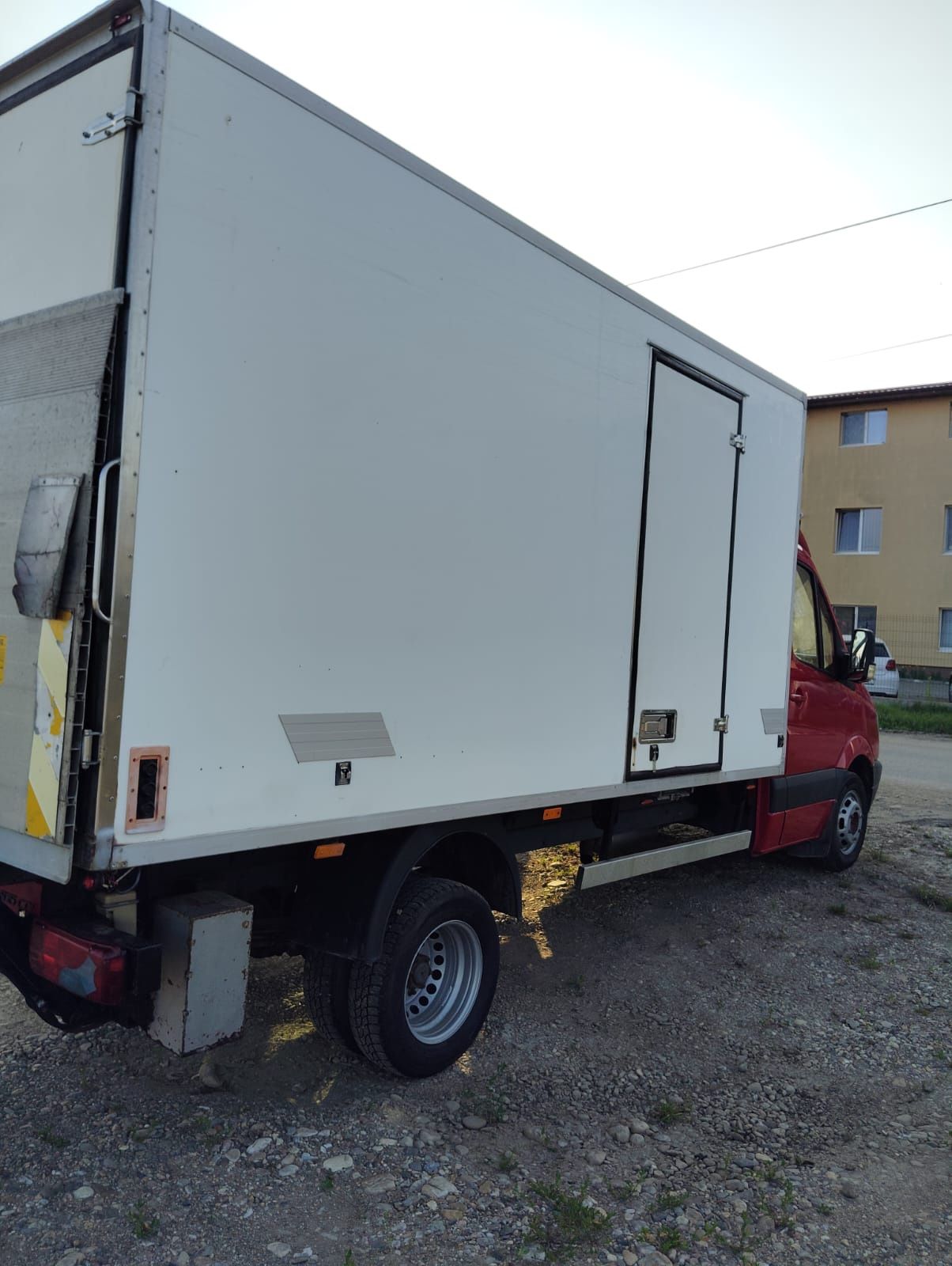 Vând Mercedes Benz  sprinter 515 frigorific