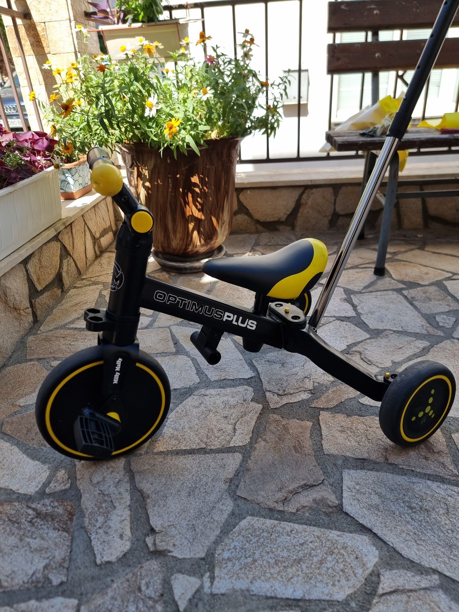 Детска триколка Milly Mally Optimus Plus 4в1