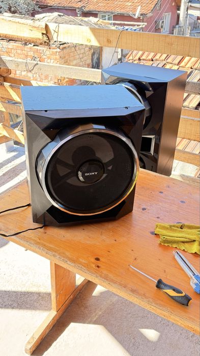 SONY-GPX88 Продава се