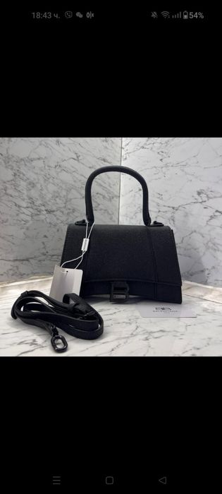 Уникални модели чанти Balenciaga