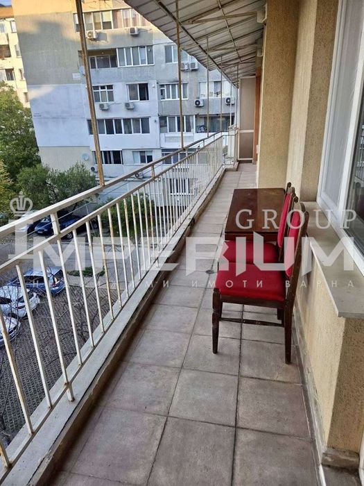 Двустаен обзаведен апартамент под наем в района на кв. Левски, гр. Ва